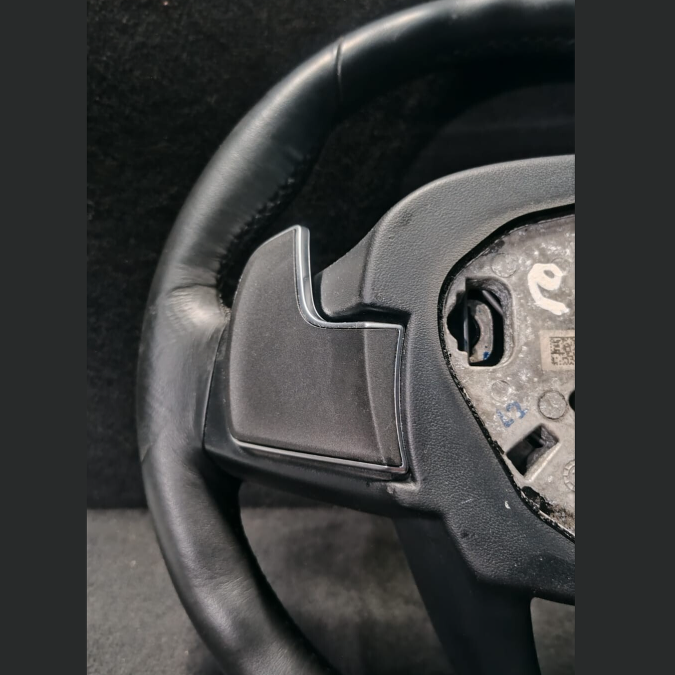 GENUINE BMW G01 X3 2019 LEATHER STEERING WHEEL OEM - 6995082