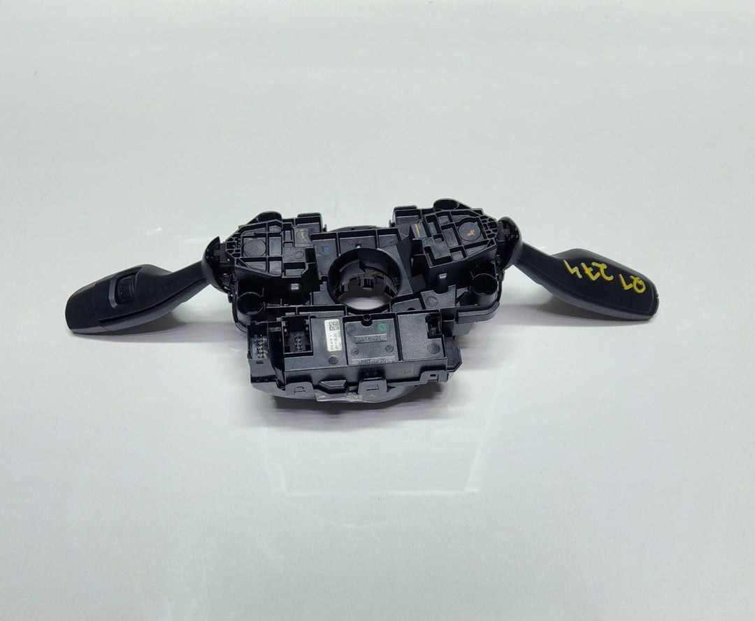 2017-2020 BMW 530i Indicator Wiper Stalk Switch 6839787 5 Series G30 G31 OEM
