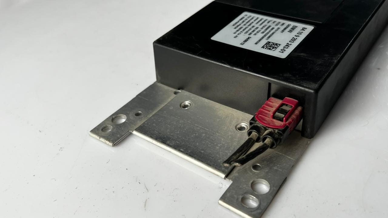 2012-2015 BMW M5 f10 Telematic Control Module 9293243