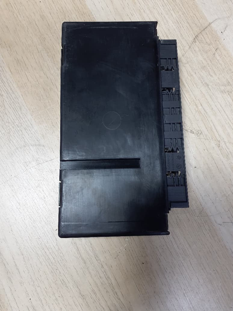 BMW E60 E61 Body Control Module Junction Box 6969011 01 5wk49111 Siemens