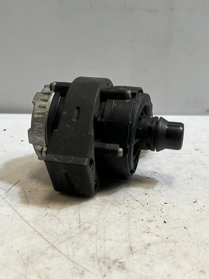 2016-2018 BMW 330e 3' F30 2.0 Hybrid Petrol Auxiliary Water Pump 8638239 OEM