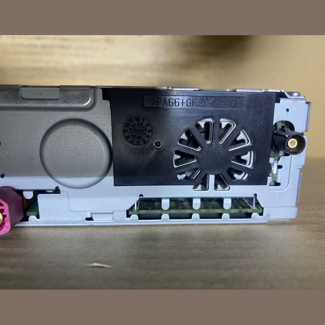 BMW Radio Cd Player Head Unit 9272002 F10 F11 and 6 Series F12