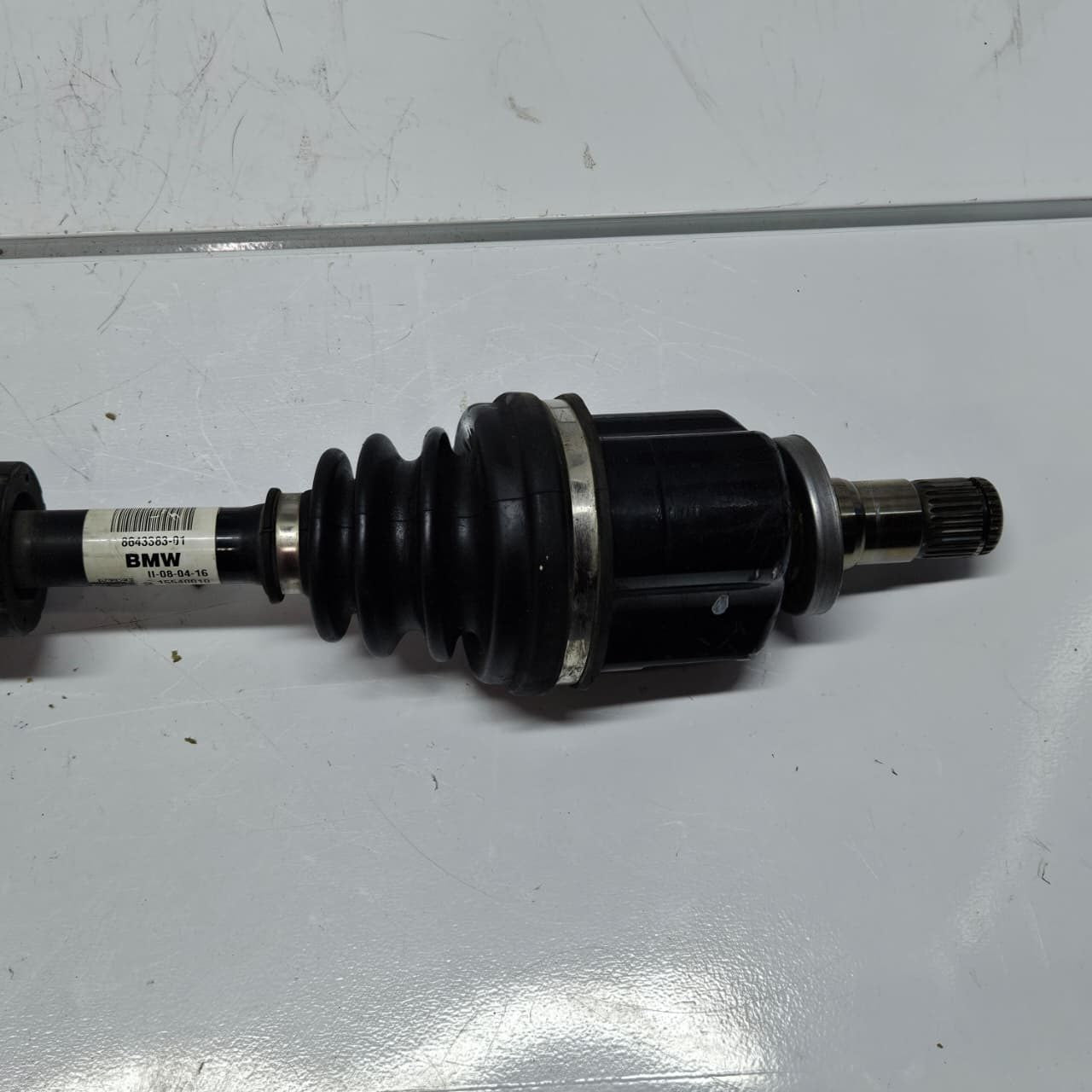 OEM BMW F45 F46 F48 F54 F60 Drive Shaft Front Left 8643383 