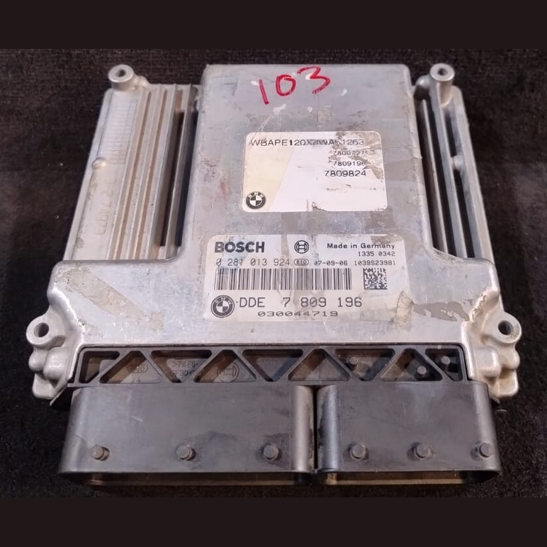 BMW X3 E83 LCI X3 2.0d N47 ENGINE CONTROL MODULE ECM DDE 7809196