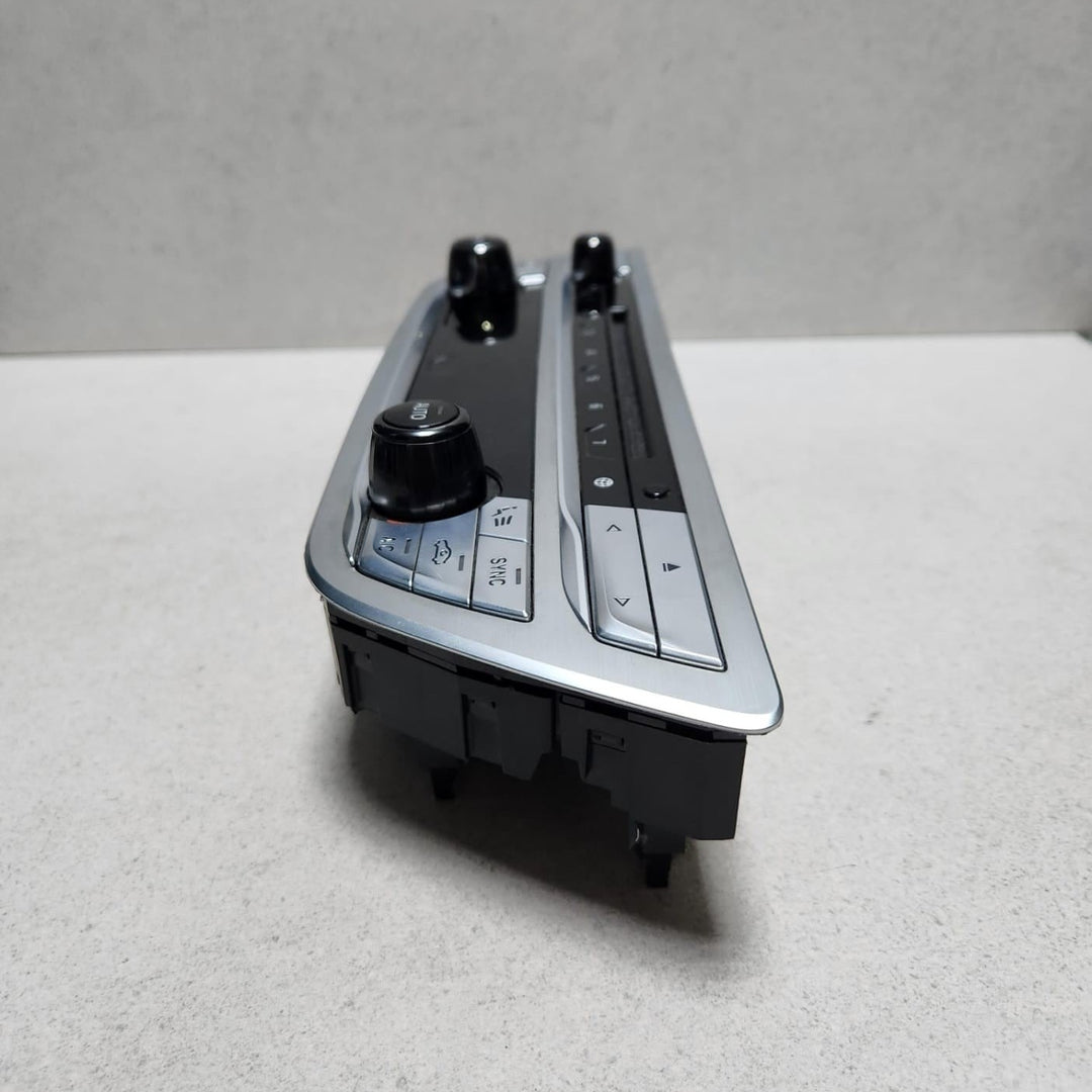 2016-2019 BMW 740i Climate Control Unit 6822777 G11 G12 740i 750xi