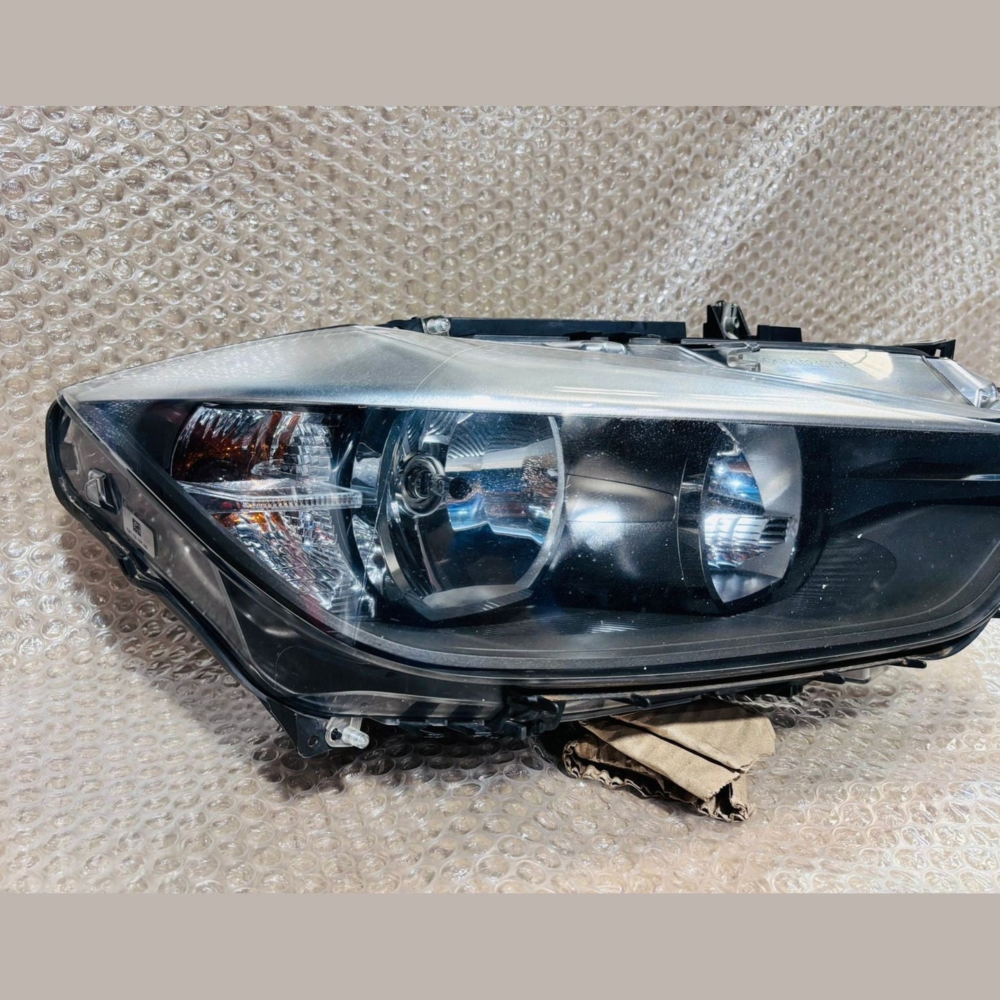 Bmw F30 320I F31 2012 NONE XENON Normal Headlight RHS 7259540
