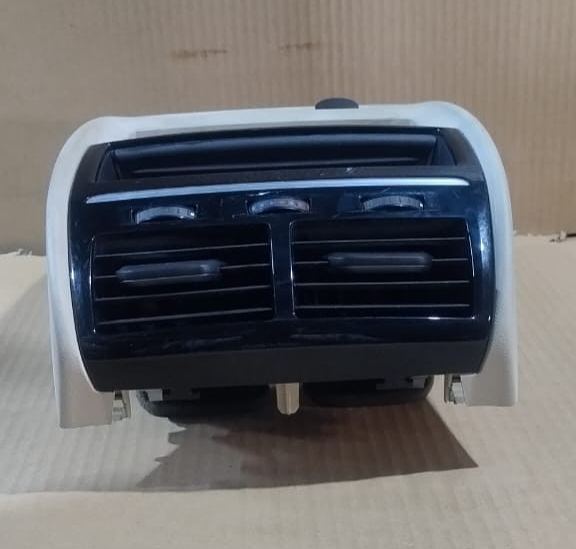 BMW OEM G30 G31 REAR CENTRE CONSOLE AIR VENT GRILLE TRIM PANEL - 9357865