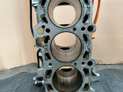 BMW 530i 3' 5' E83 E39 E60 E46 M54 ALUMINIUM inline-six Engine Block 7502903 OEM