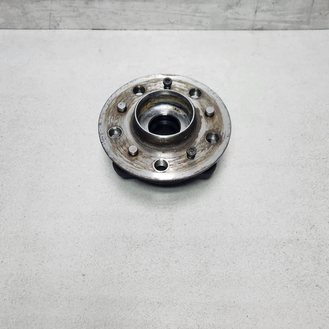 2020 BMW M8 Wheel Hub With Bearing 7857069 M8 Competition front 
