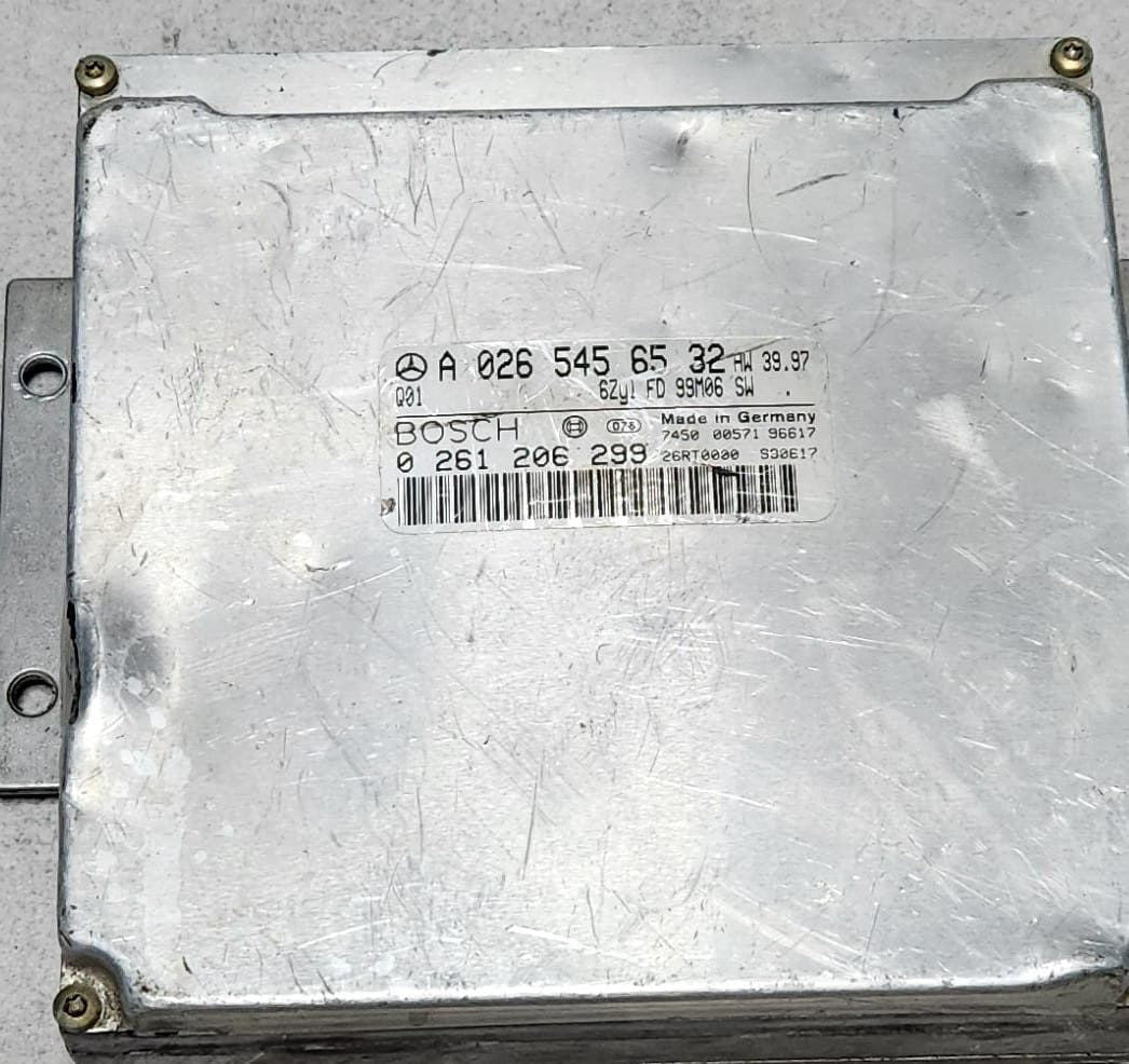BMW Engine Control Unit A0265456532 E-Class W210 and CLK W208 CLK320 models