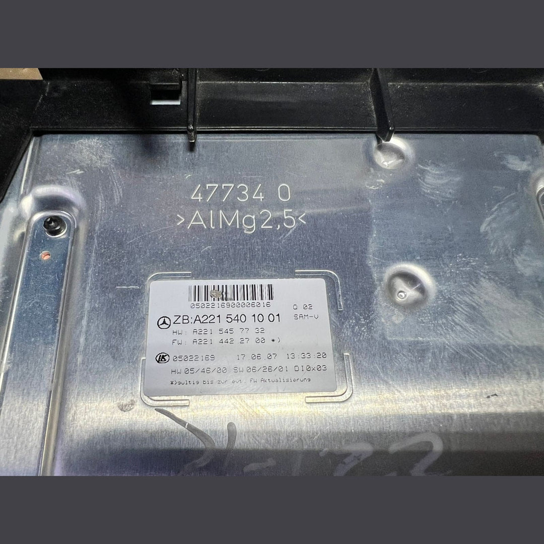 Mercedes W221 S-Class Front Fuse Relay Box SAM Control A221 5404550  2215401001