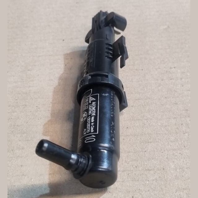 BMW F10 F11 F07 & LCI HEADLIGHT WASHER SPRAY NOZZLE FRONT RIGHT 7377668