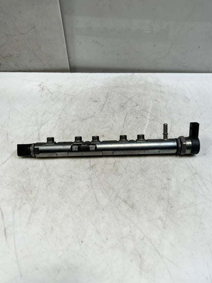 2016 Mini Cooper Fuel Injection Rail 8514166 1 Series F20 F21 with N47 diesel 