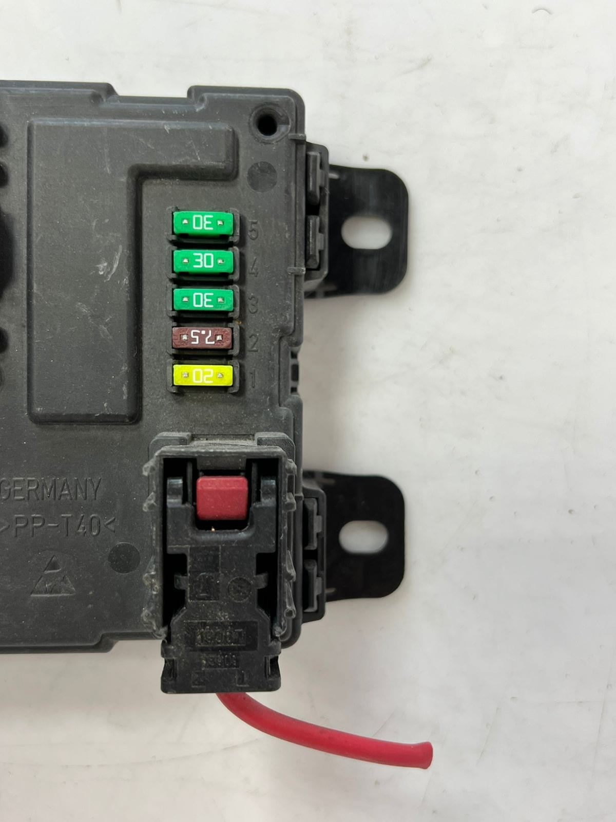 BMW 1 3 4 F20 F21 F30 F31 F32 REM Rear Electronic Module Control Unit 9298958