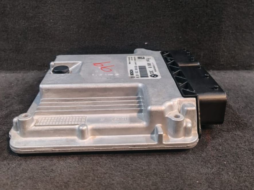 BMW 2 SERIES F46 2.0 ENGINE CONTROL MODULE  UNIT ECU ONLY -  8589145