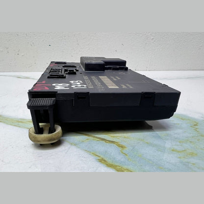 2006 Mercedes-Benz CLS500 Front Left Door Control Module A2198200026 W219 CLS 