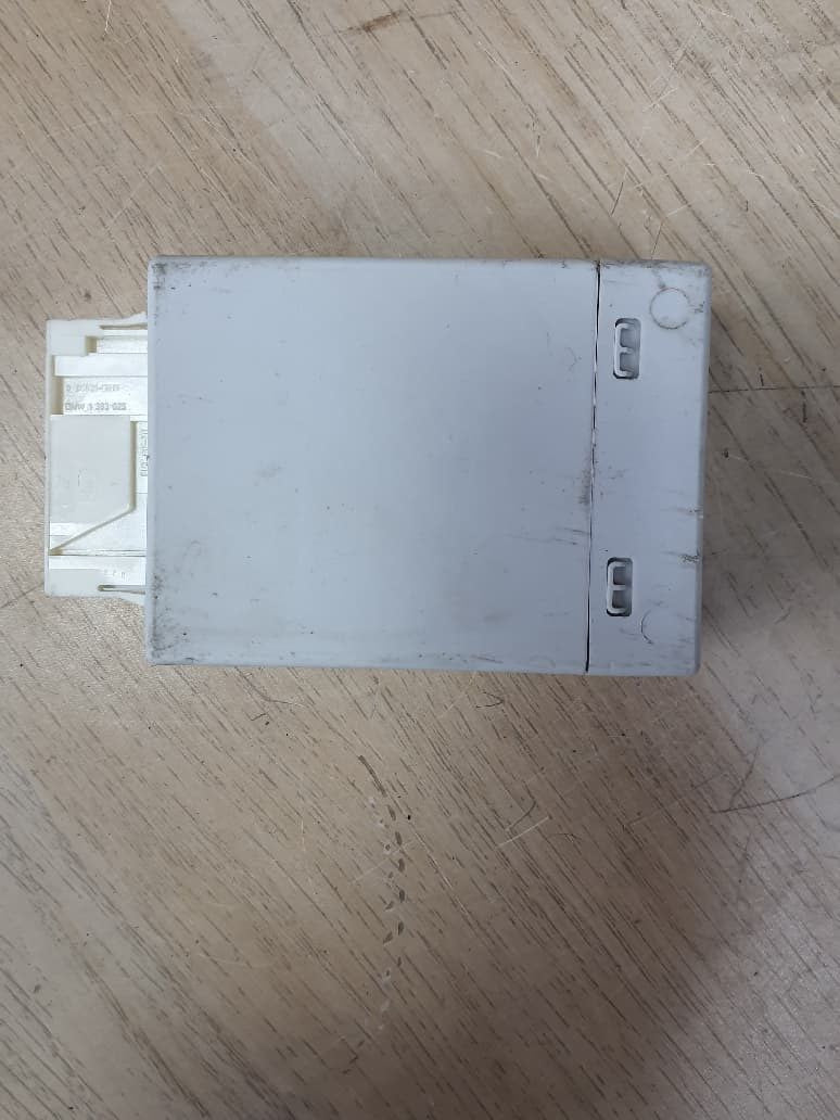 2009-2015 BMW 750Li Air Suspension Control Module 6860385 F07 7' F01 F Series 