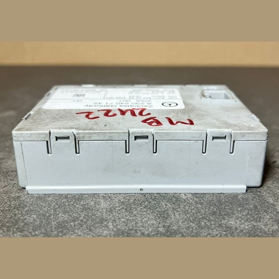2001-2007 Mercedes-Benz W230 SL Central Gateway Control Module A230 5407145 OEM