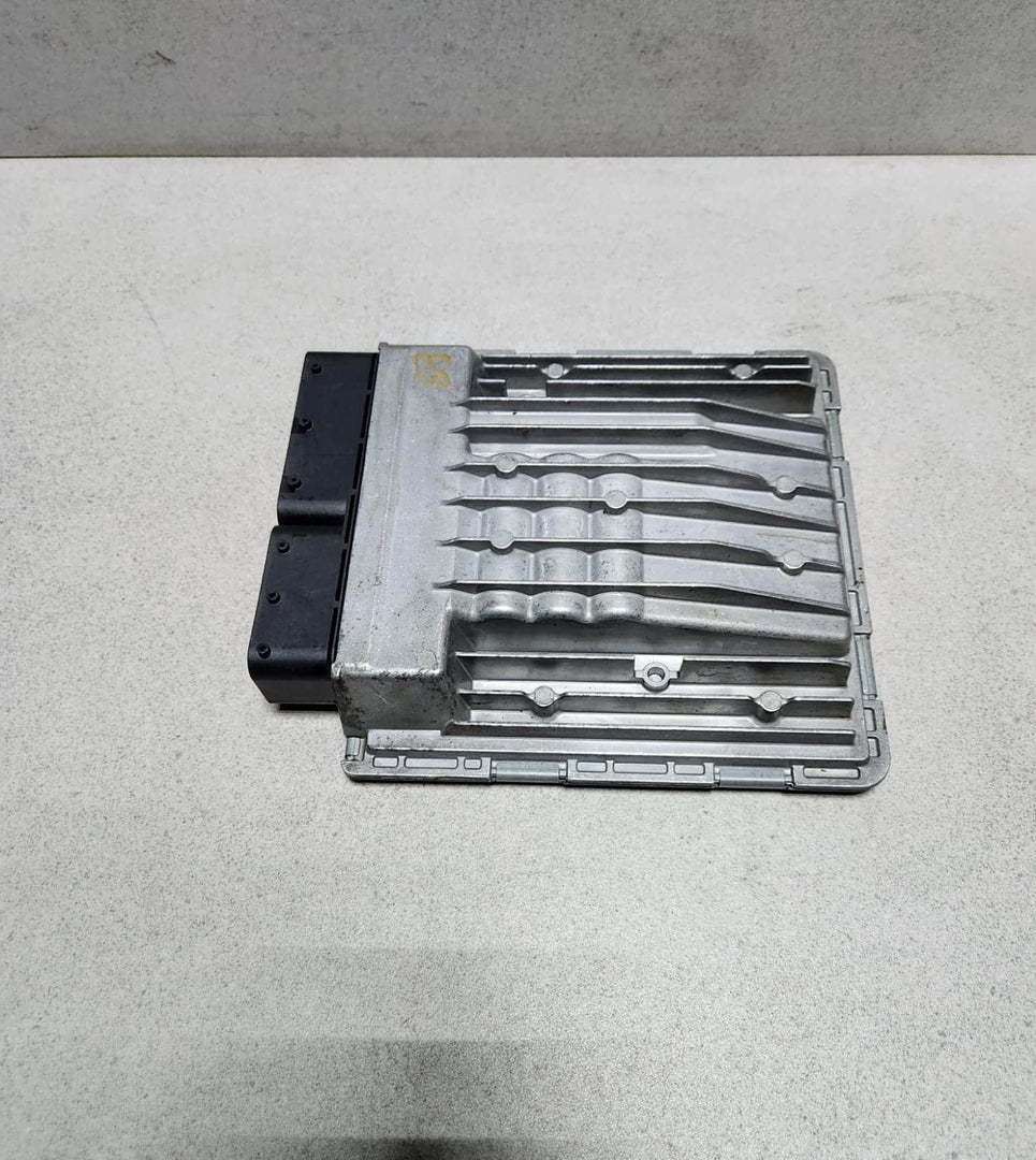 BMW 318i Engine Control Unit 7621178