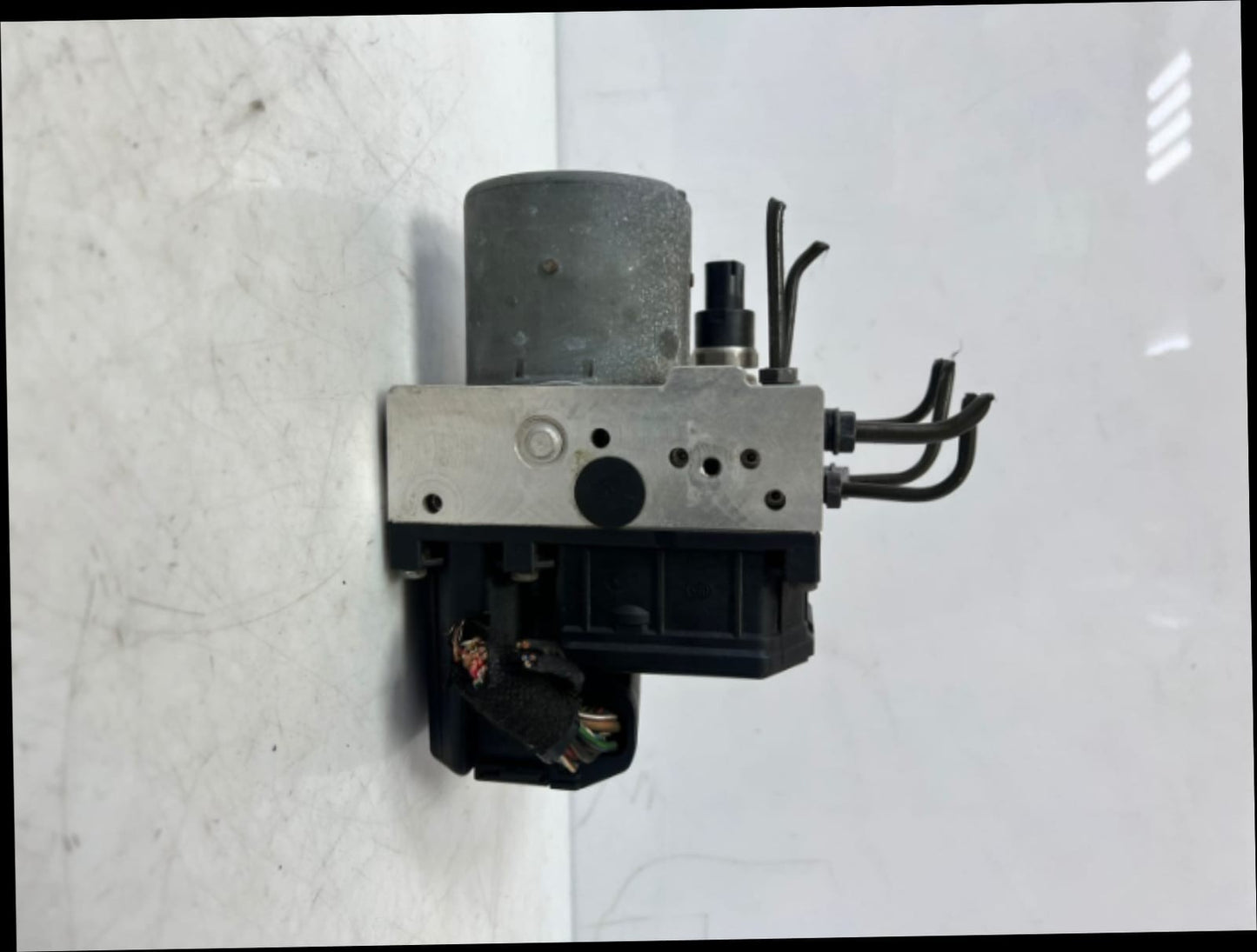 2001-2003 BMW 530i 540I E39 5 Series Abs Pump 6769537 OEM