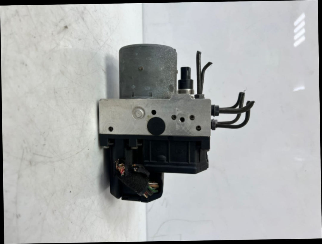 2001-2003 BMW 530i 540I E39 5 Series Abs Pump 6769537 OEM