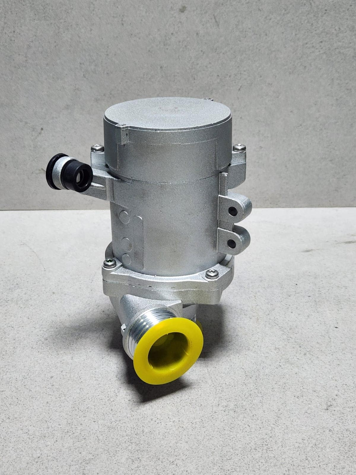 Genuine 2008-2013 BMW 128i Electrc Water Pump 11517586925 E90 X3 Z4 1 3 5 Series