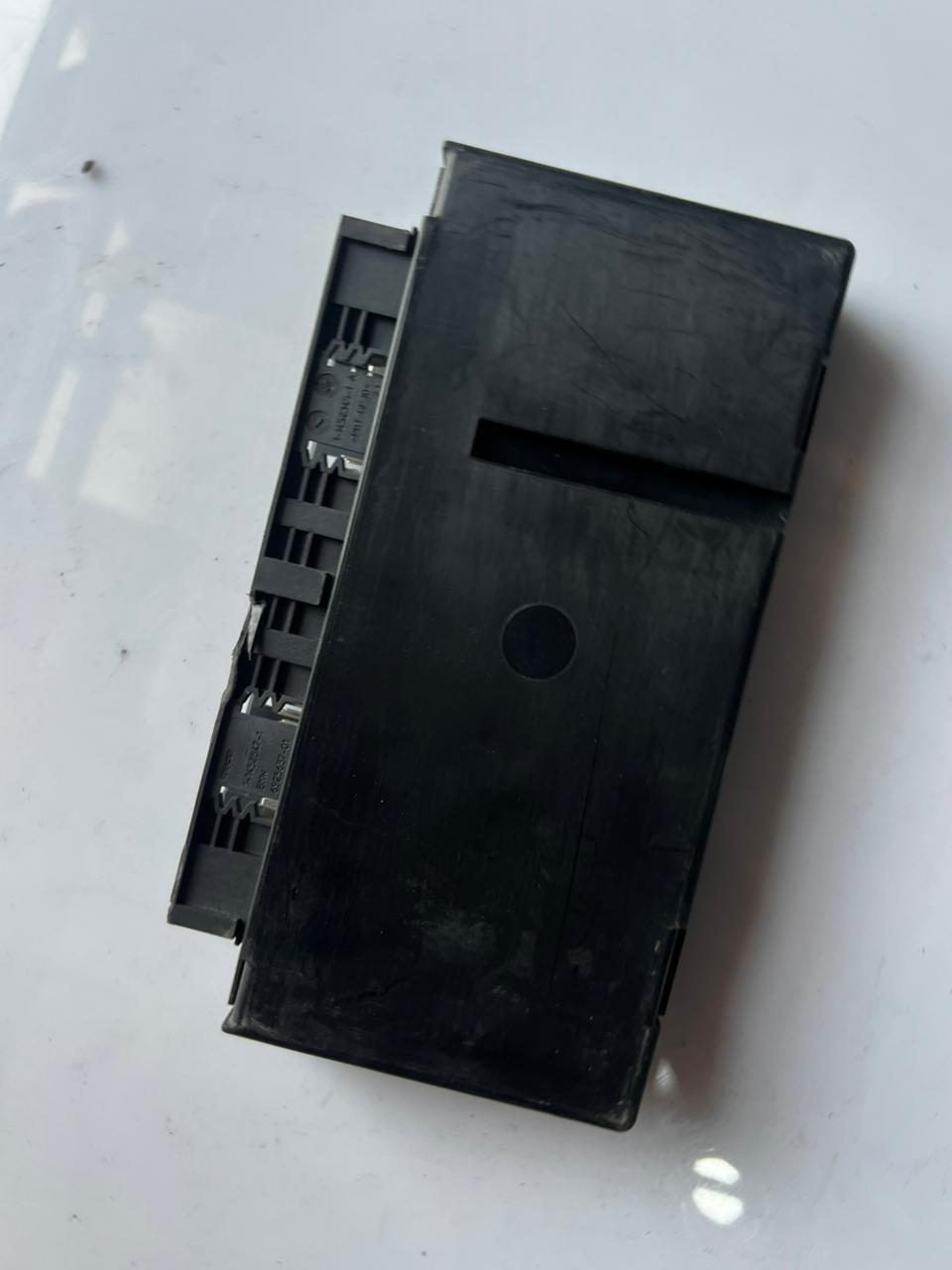 2004-2007 BMW 525i Body Gateway Control Module 9133143 E60 E61 E63 E64 models