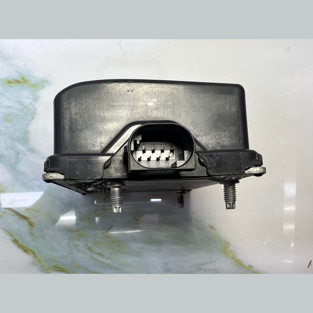 Mercedes Distronic Radar Sensor A0009007907 W205, W222 S-Class, W253 GLC