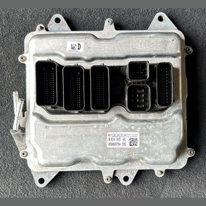 BMW F01 F02 F06 F07 F12  550i 650i 8 614 ENGINE CONTROL UNIT MODULE - 8614915