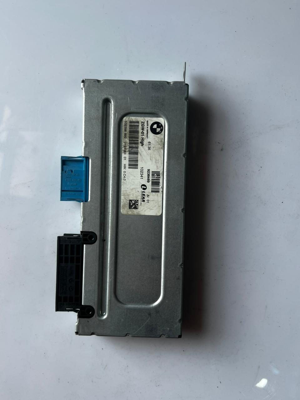 2011 BMW 550i Central Gateway Module 9236469 F07 GT, F01, F02, and F10 