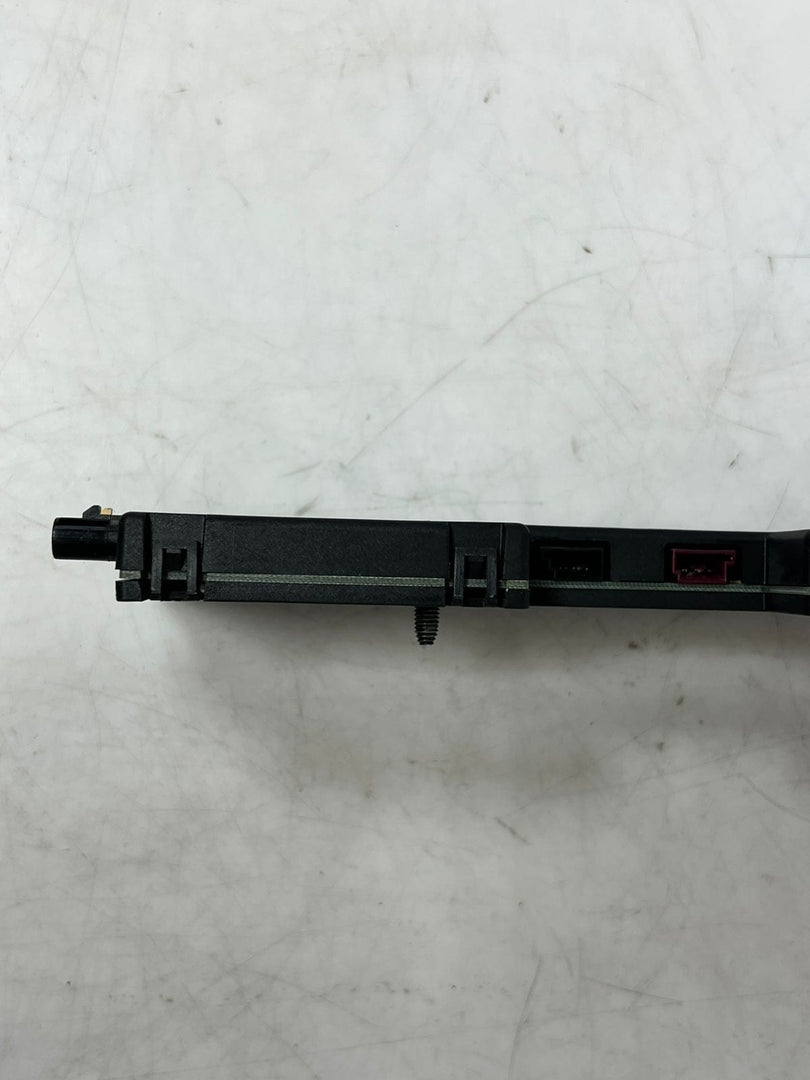 2006-2014 BMW X5 315 MHz Antenna Amplifier Diversity 9193852 OEM