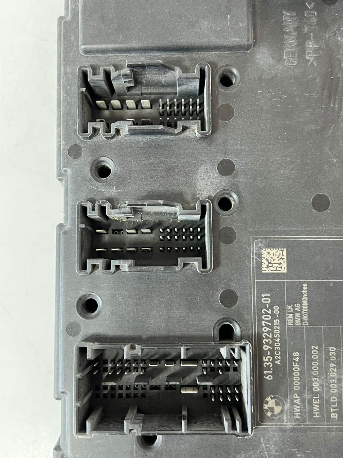 BMW 2 3 4'es F22 F30 F31 F32 F33 REM V3 REAR ELECTRONIC ECU BODY CONTROL 9329702