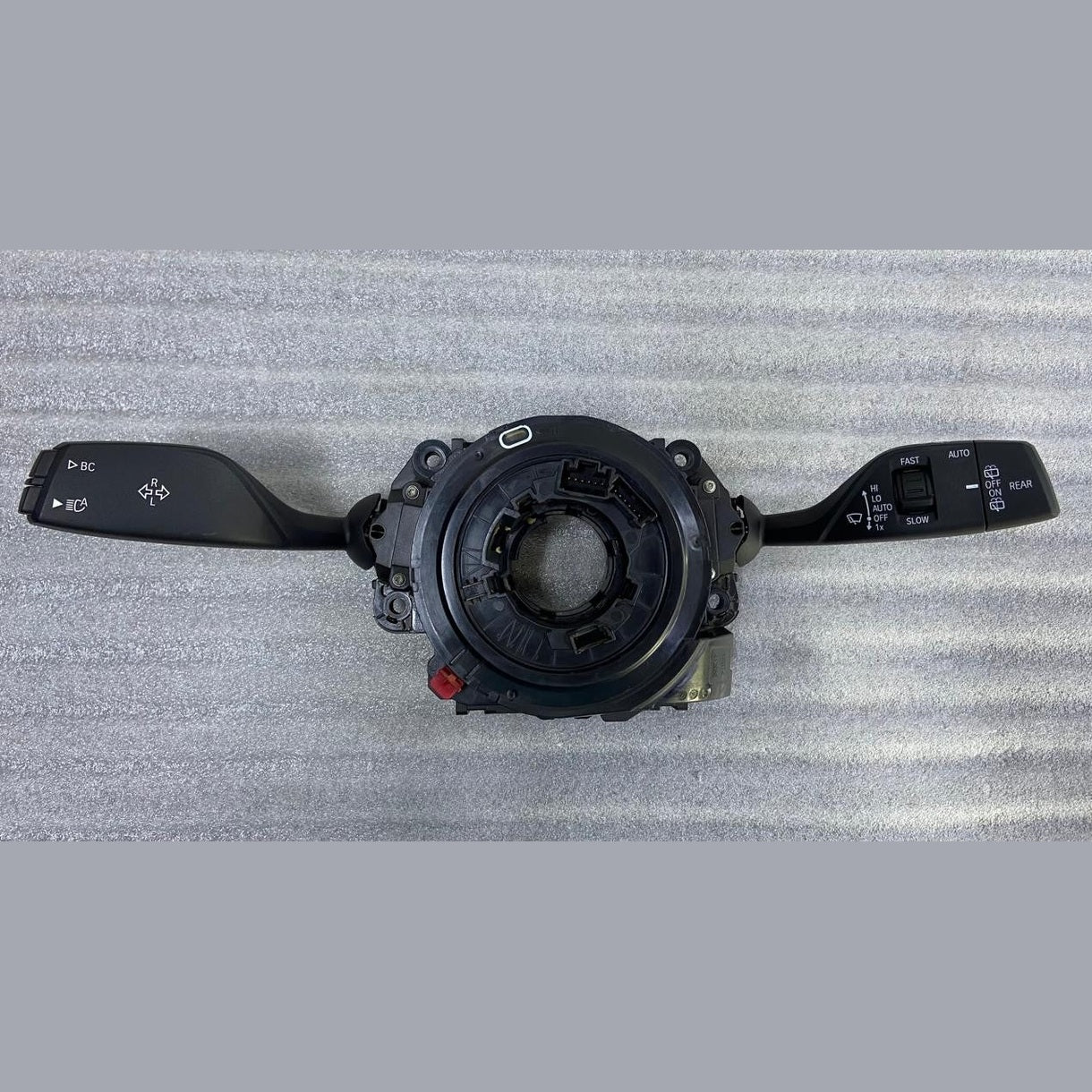 OEM BMW G01 G05 G06 X3 X5 Steering Switch Control Sensor Clock Spring 9436676