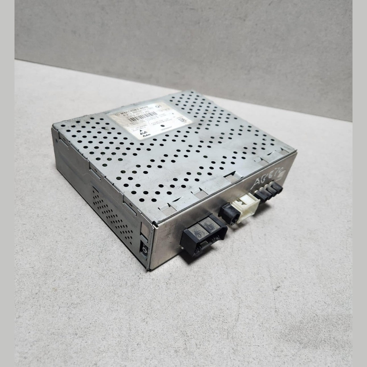 2011-2014 Mercedes-Benz C180 Digital Radio Tv Tuner A2129000017 W212 and C-Class