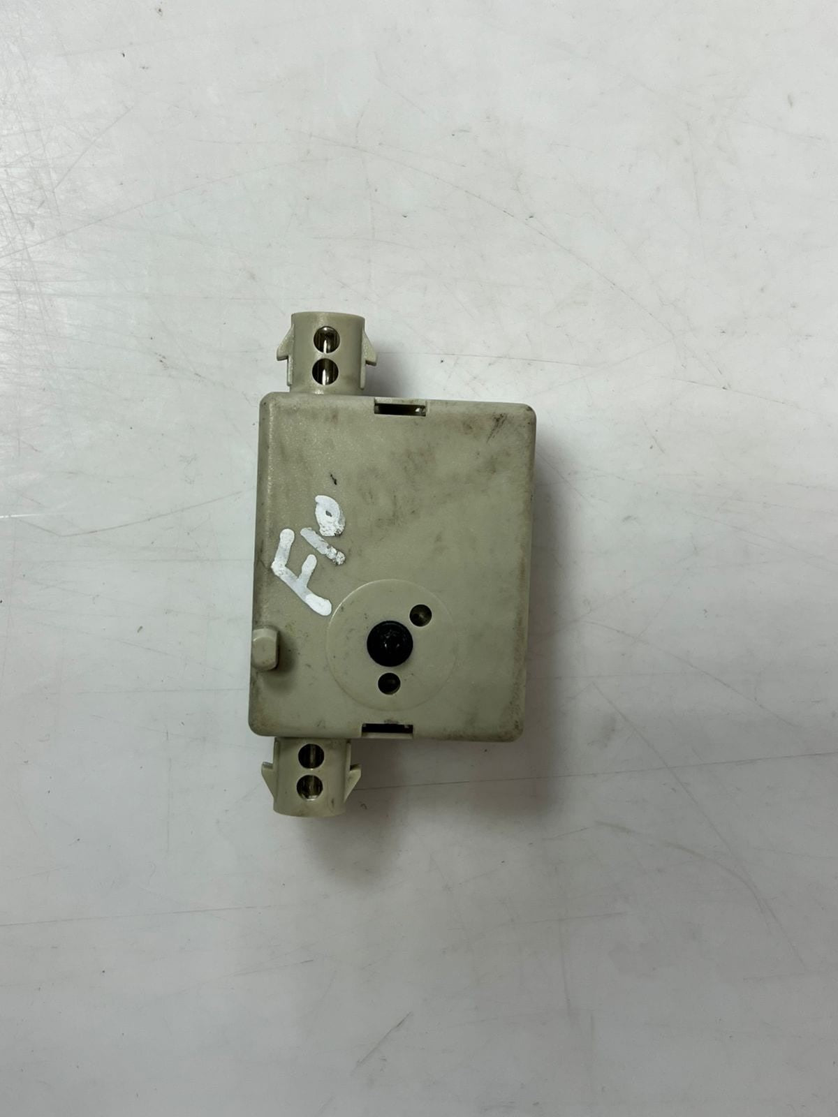 2011-2014 BMW 5 SERIES F10 F11 AERIAL ANTENNA AMPLIFIER control UNIT 9118262 