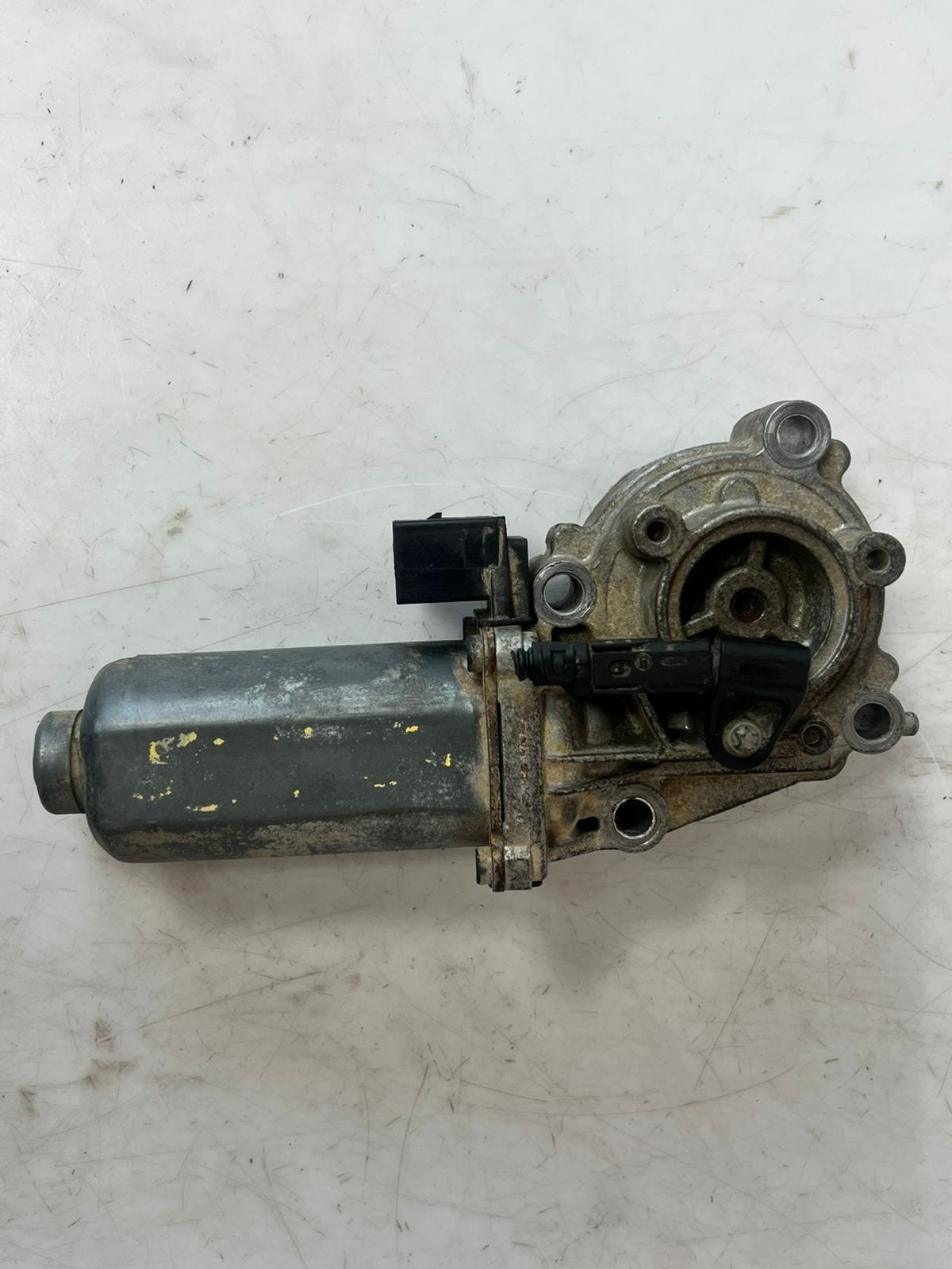 2004-2010 BMW X3 E83 X6 X5 E53 E70 Transfer Case Actuator Motor 7528559 OEM