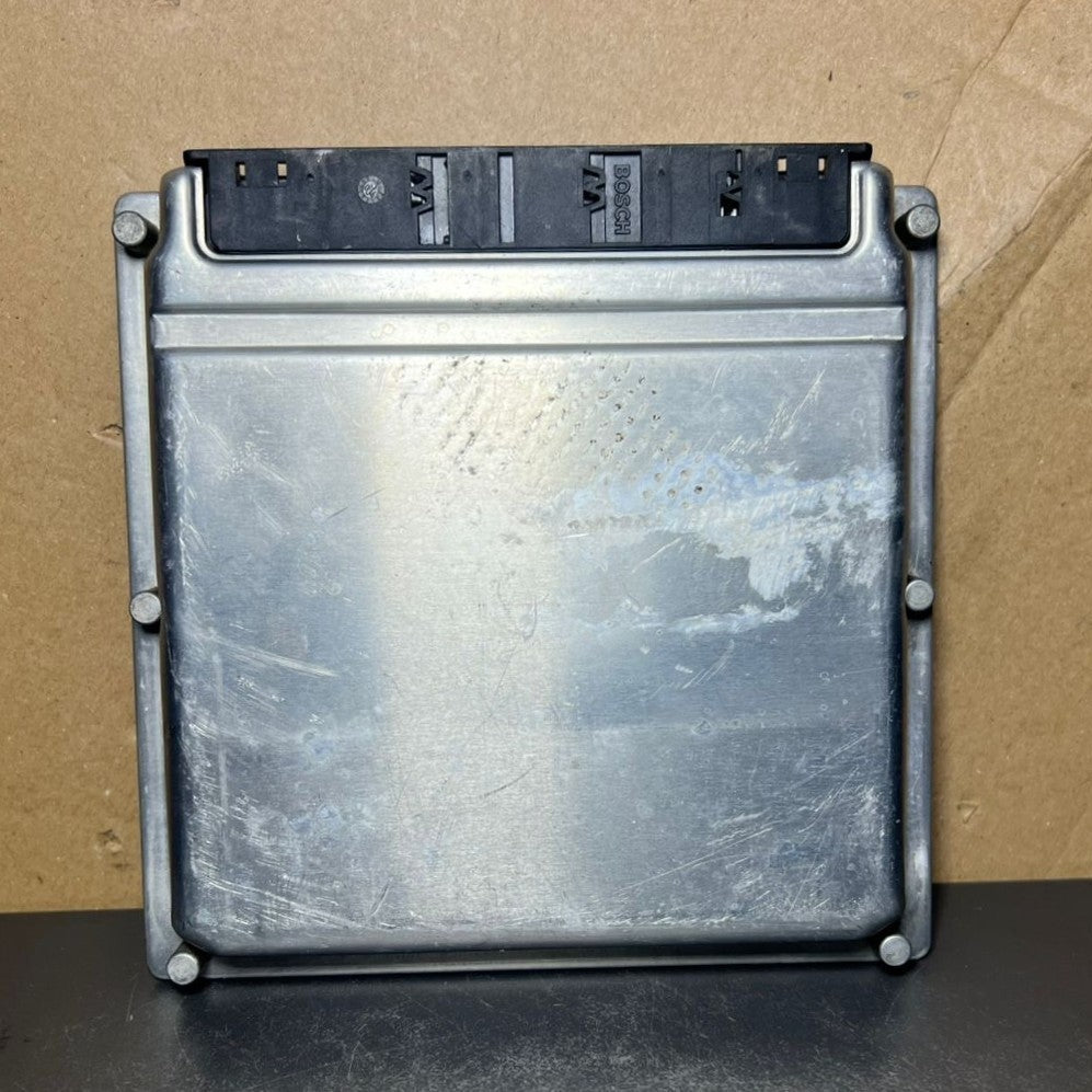 01-06 Mercedes W220 S-Class Engine Control Module Unit ECM ECU A113 1537679 OEM