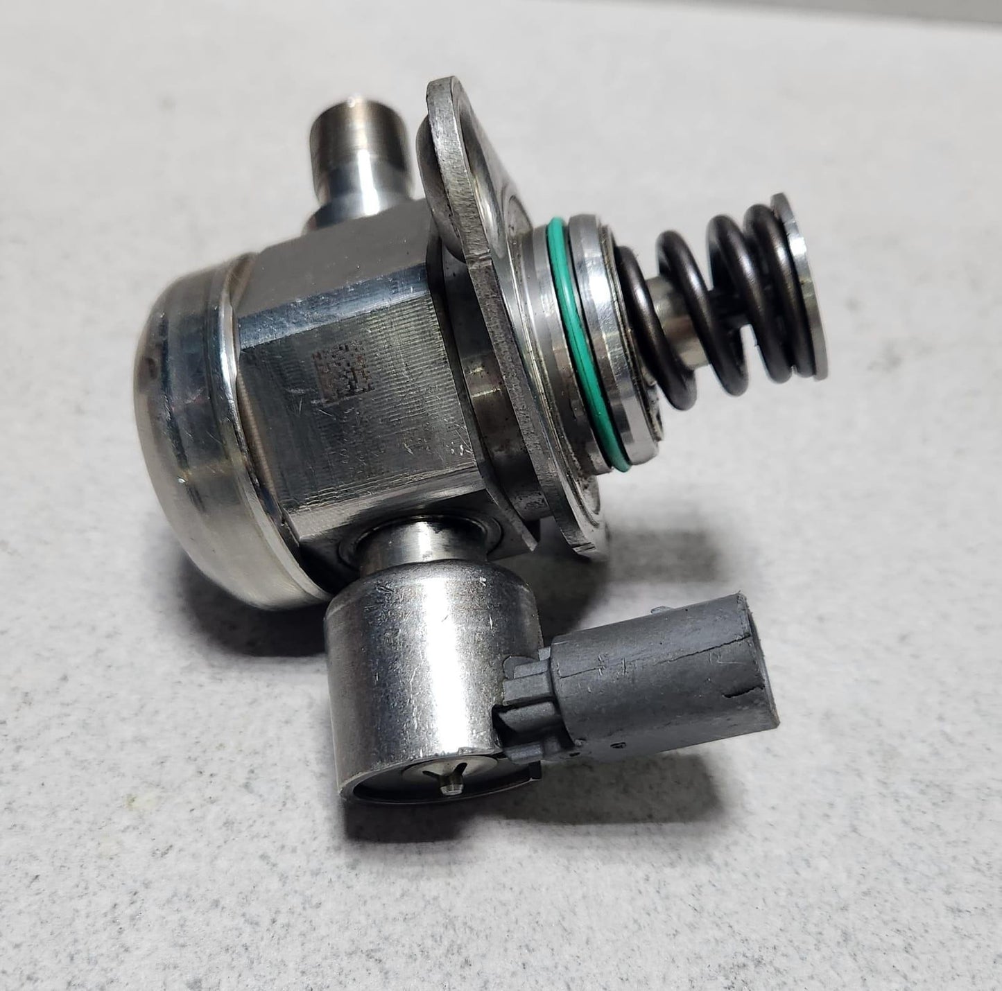 2012-2018 Mercedes-Benz CLS550 High Pressure Fuel Pump A2780701101