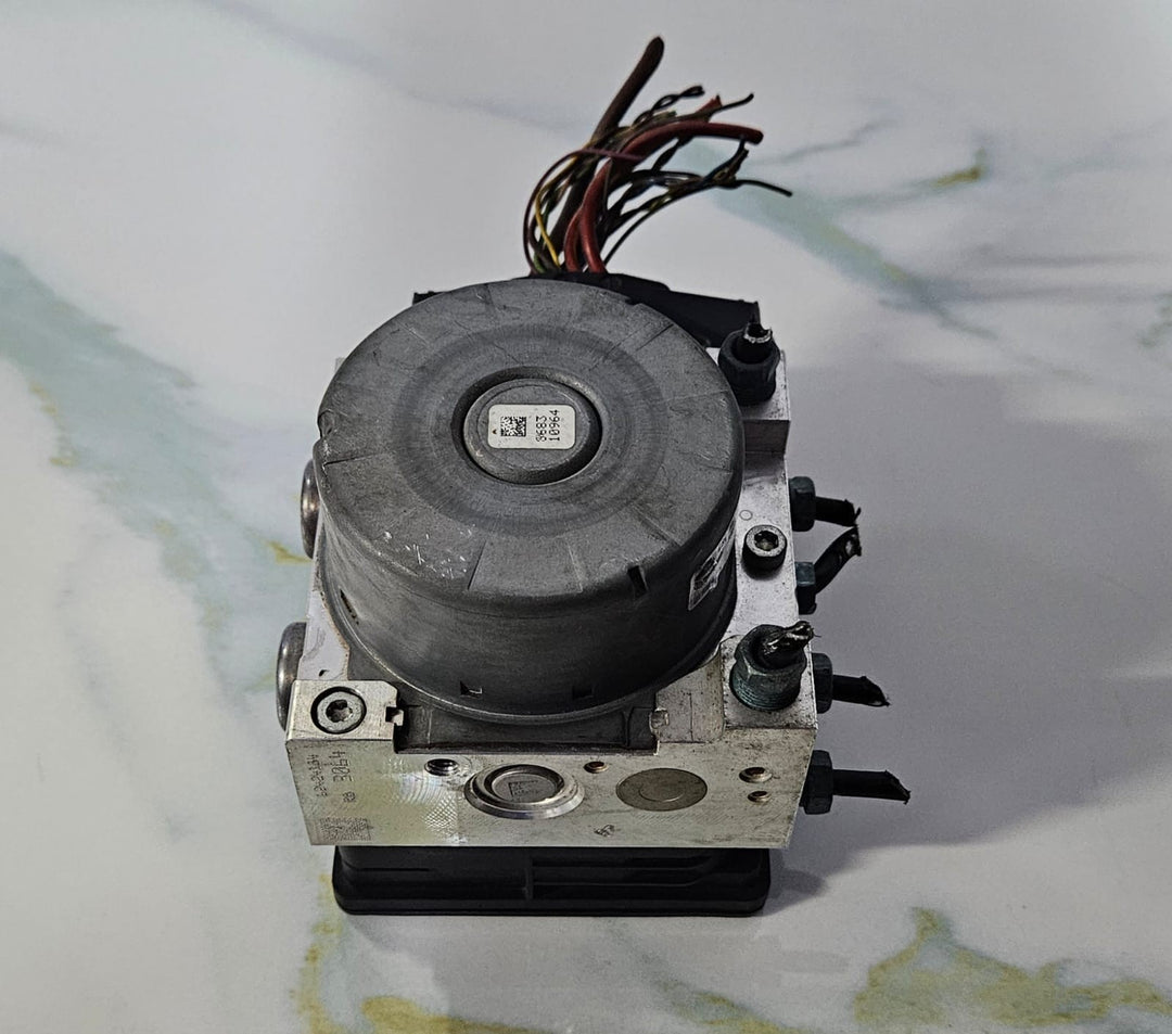 OEM BMW F30 F31 F20 F21 ABS Pump ECU DSC Control Unit Brake ECU 6875559 6875558