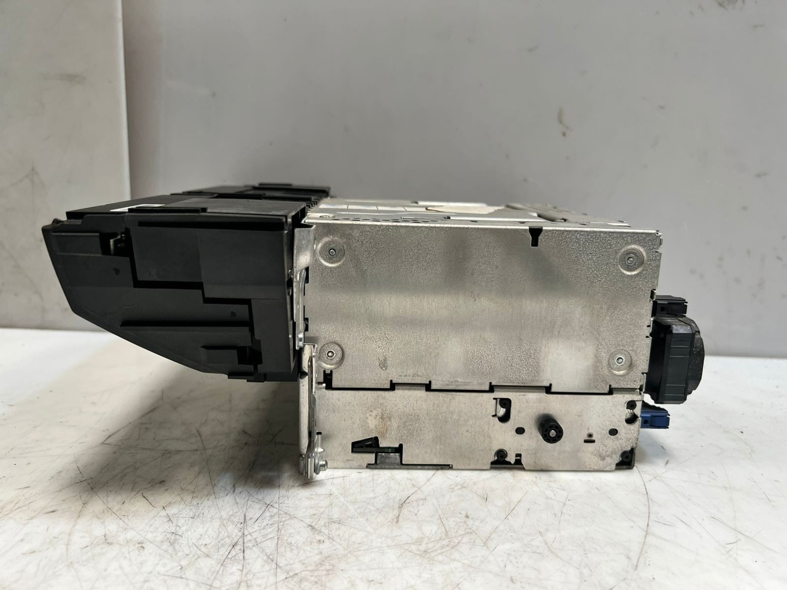 2006-2013 BMW X5 E70 and X6 E71 Navigation Radio Head Unit 9185542 OEM