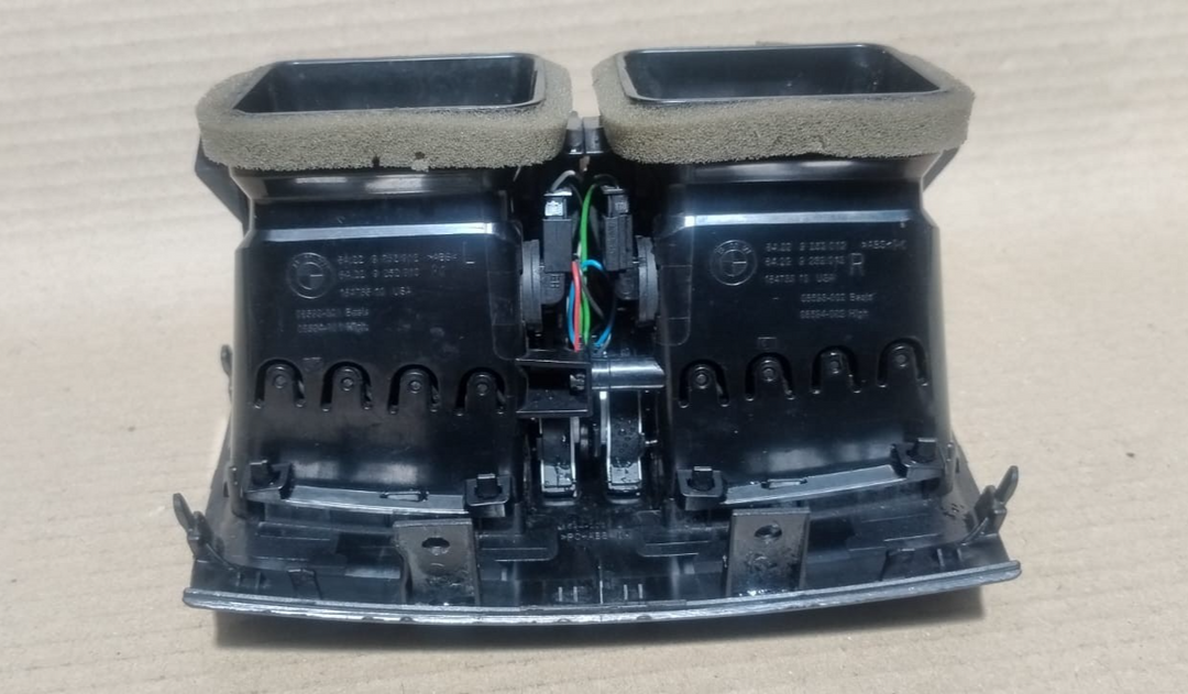 BMW F15 X5  REAR SEAT CENTER CONSOLE AC VENT TRIM HEATER 9252013