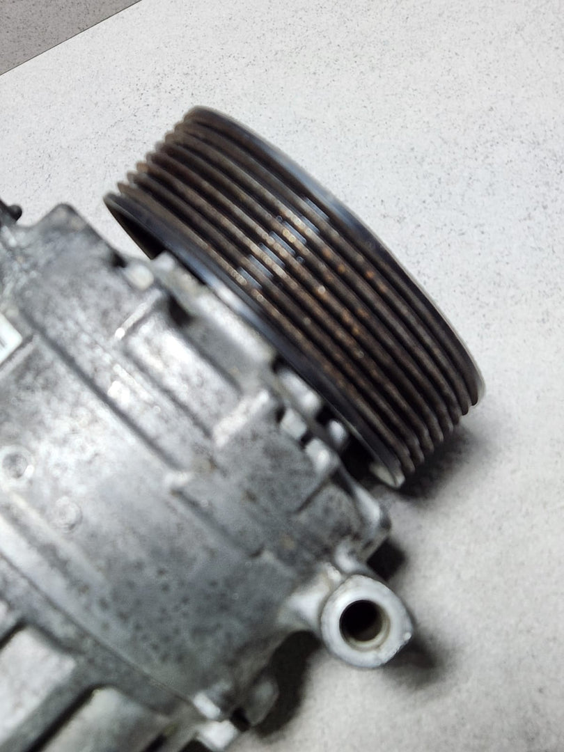 2011-2012 BMW F25 X3 Air Conditioning Compressor 9211496 X3 F25 