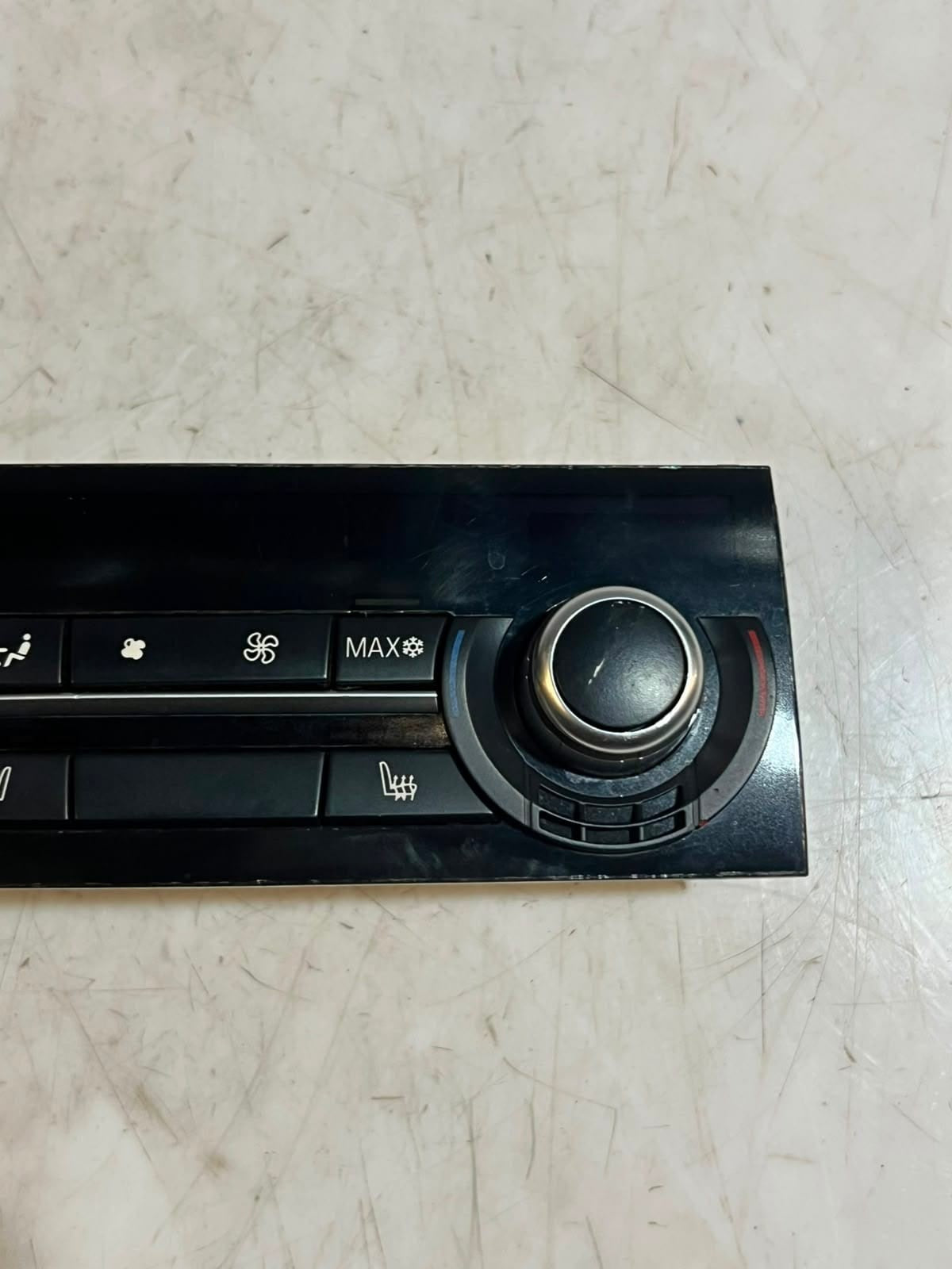 2009-2015 BMW 7 Series F01 F02 F03 F10 F11 F04 750i Climate Control Unit 9237120
