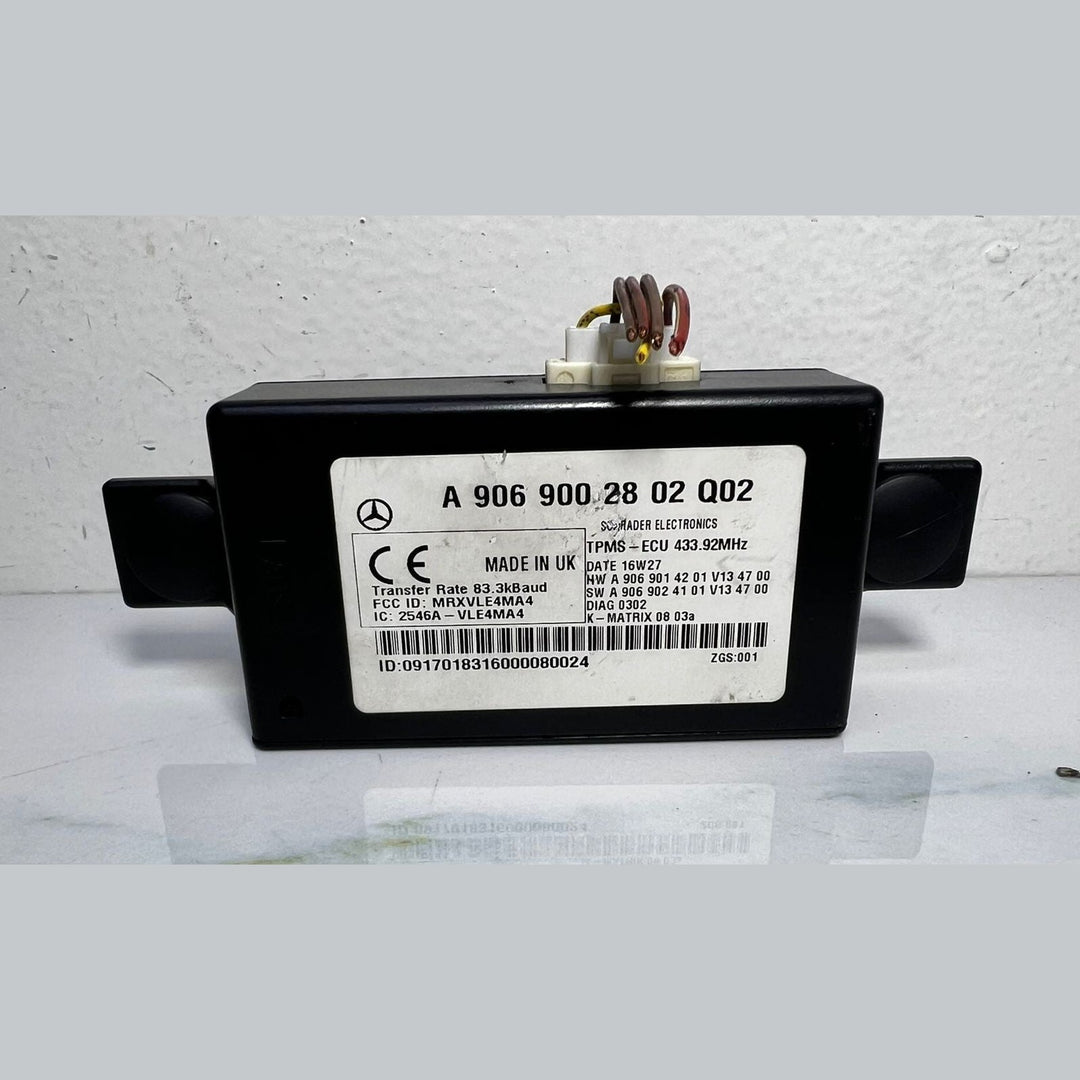 Mercedes-Benz W906 Sprinter Tyre Pressure TPMS Control Unit A906 9002802 OEM