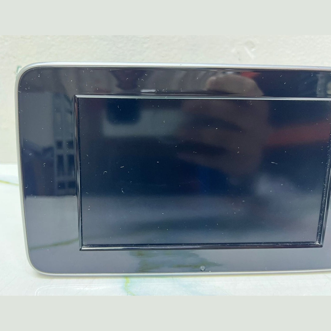 2018 Mercedes C300 Central Display Monitor A2059004113 C-Class W205 and GLC X253