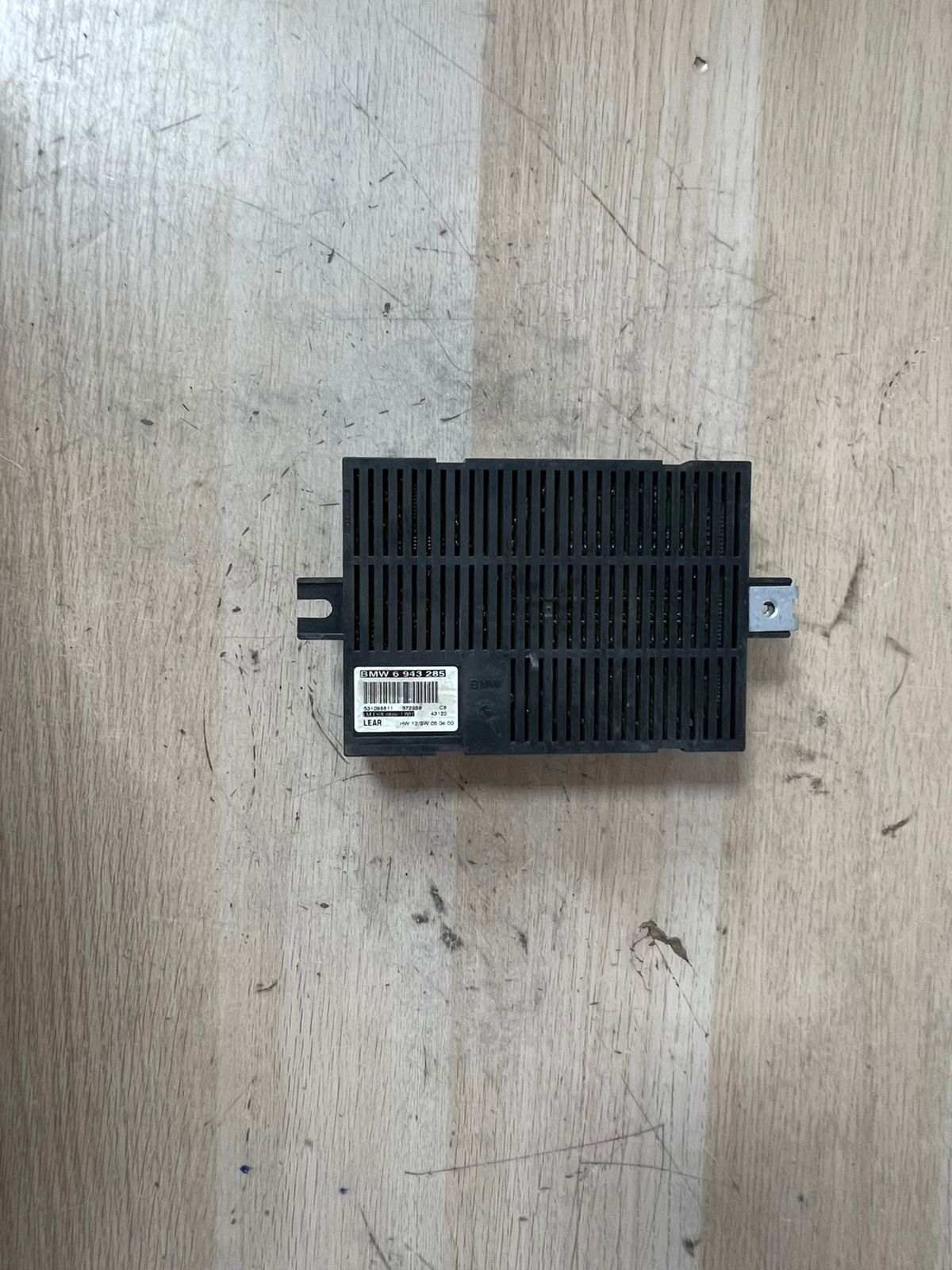 BMW 7 Series E65 Xenon Headlight Control Unit Light Module LM E6X LWR 6943285 