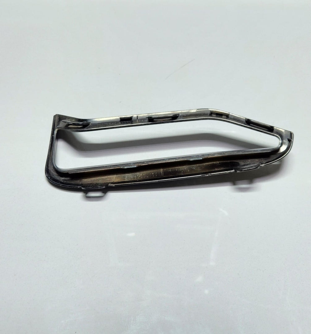 2019-2024 BMW 330i Trim Cover Left 5111192976 3 Series G20 OEM