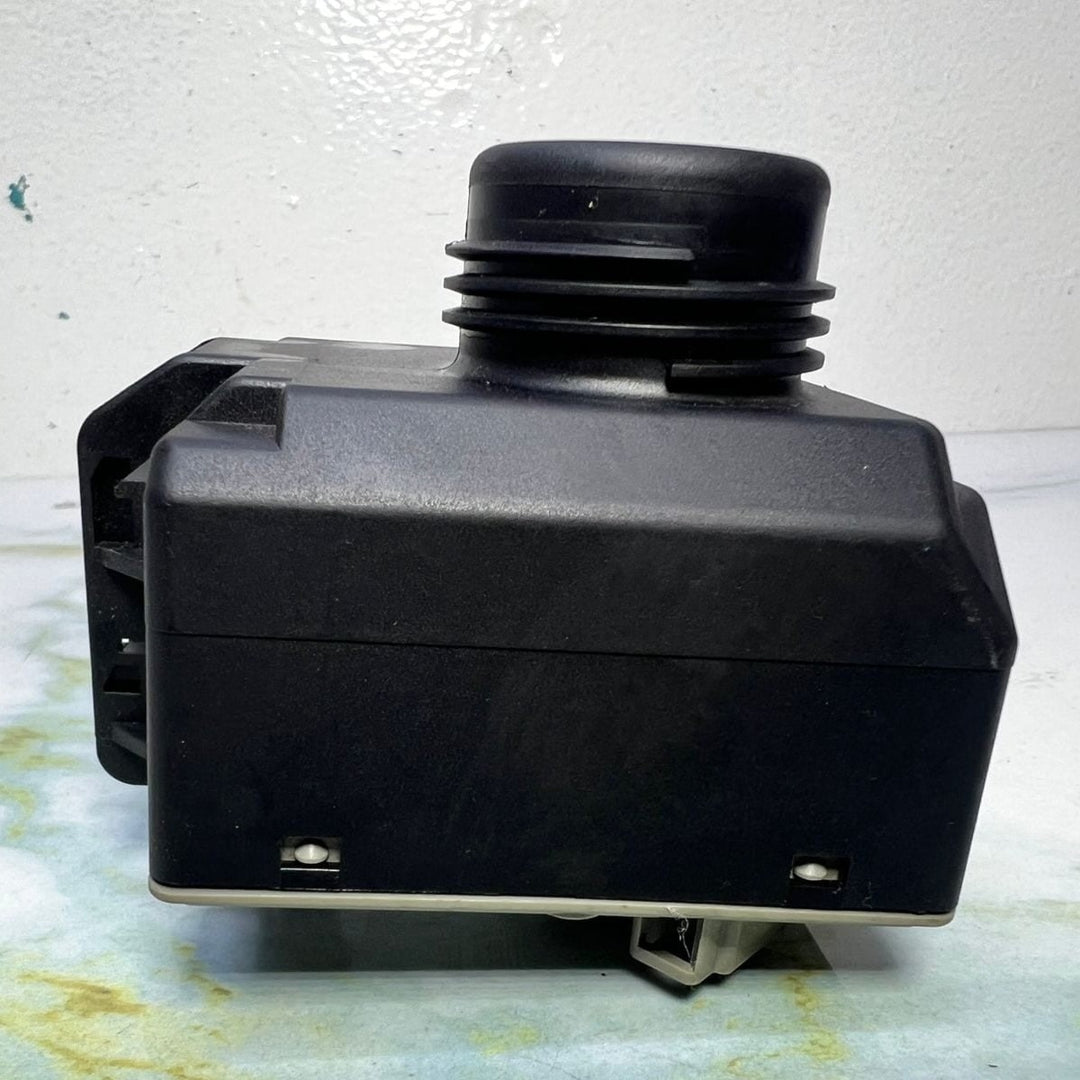 2009-2016 Mercedes-Benz E300 Ignition Switch A2129055600 E-Class W212