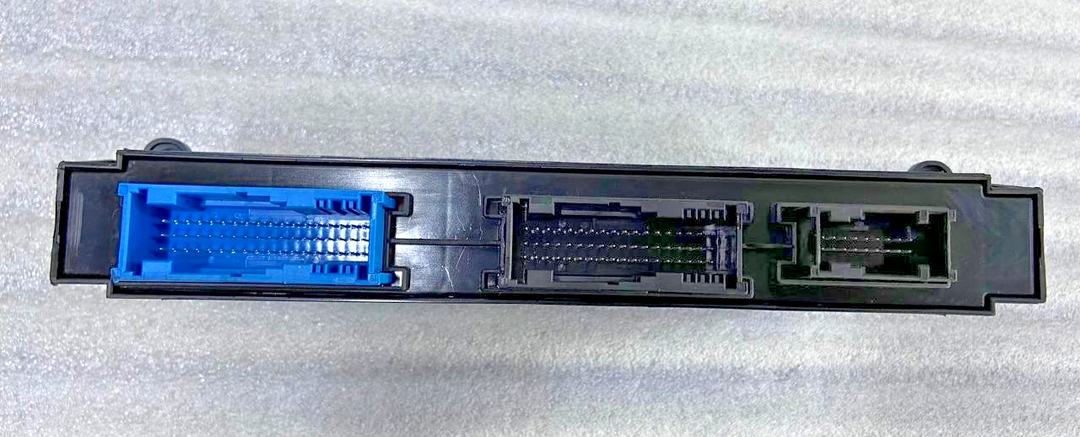 OEM BMW 5 SERIES F10 COMFORT MODULE JUNCTION BOX V2 UNIT 504D14F21