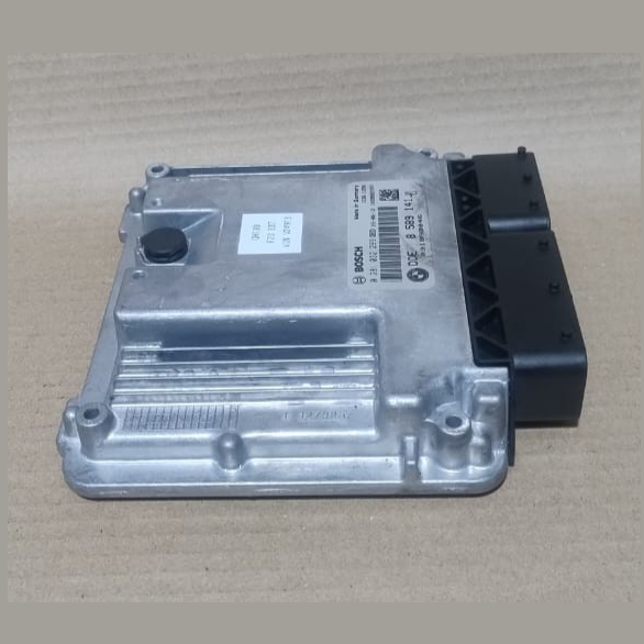 BMW 1 SERIES F20 LCI  116D ECU B37 ENGINE IGNITION KIT OEM+ KEY OEM  8589141